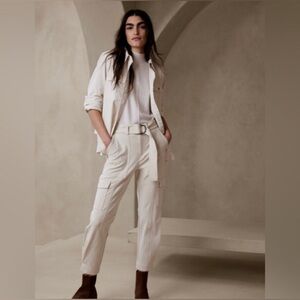 NWT Banana Republic Women’s Refined Utility Transition Crème White Pant 2.